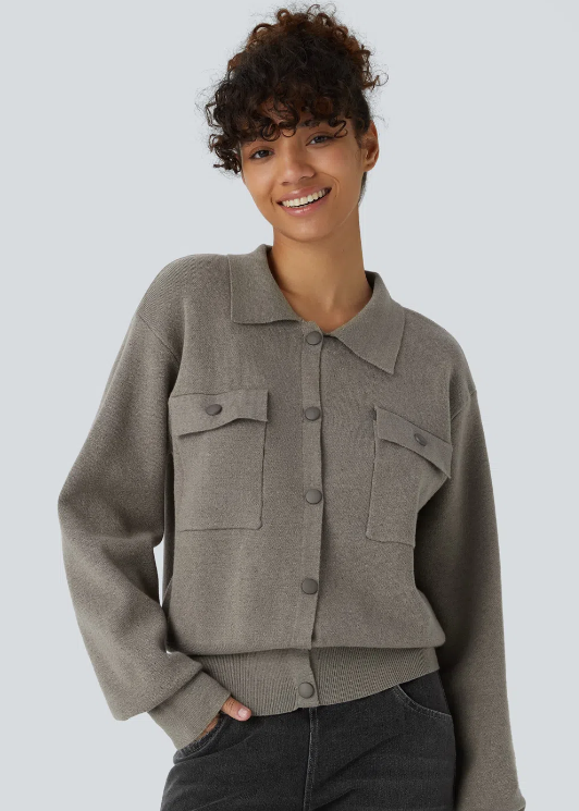 CAZADORA FORMAL DE BOTONES