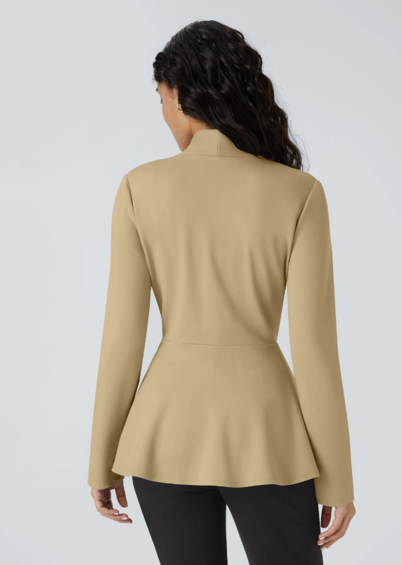 CAZADORA CUELLO V CON BOTONES