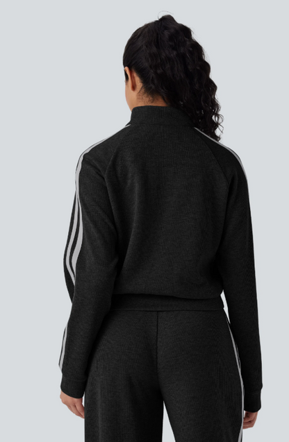 CHAQUETA CON CREMALLERA