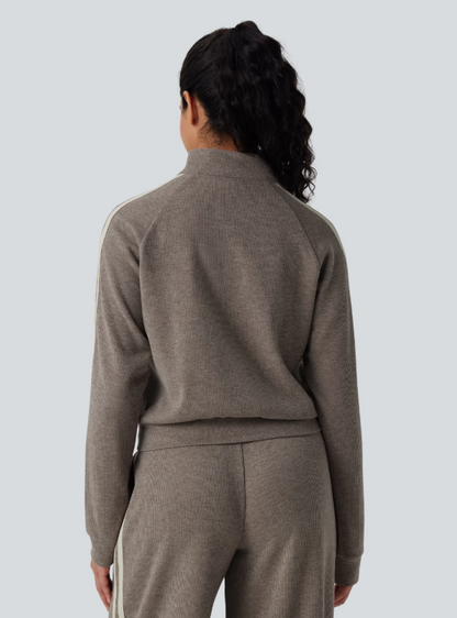 CHAQUETA CON CREMALLERA