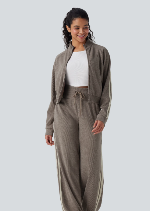 CHAQUETA CON CREMALLERA