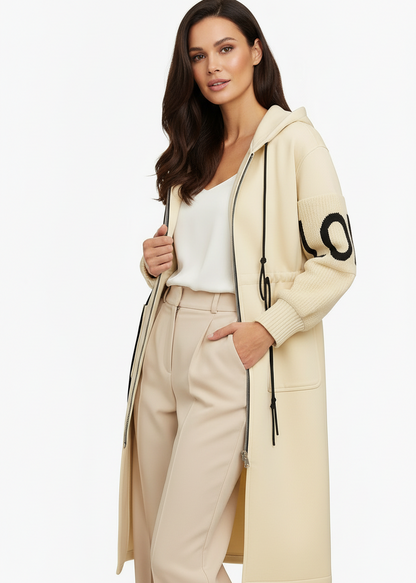 ELEGANTE ABRIGO CON CAPUCHA