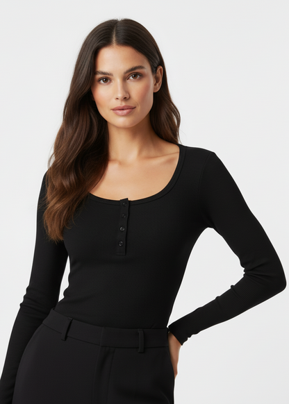 CAMISETA CON BOTONES PARA MUJER